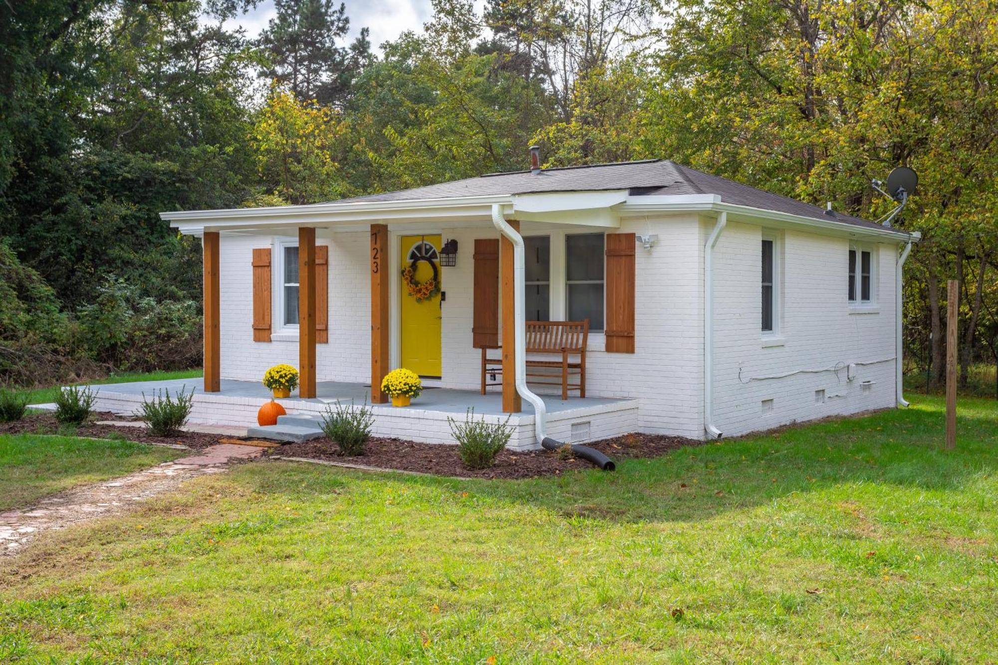 Soaking Tub W Washer And Dryer, Wifi Mebane Exterior foto